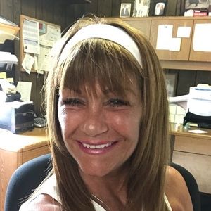 Meet your Posher, Lori